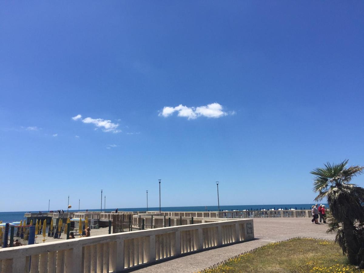 Domus Lido Villa Lido di Ostia Luaran gambar